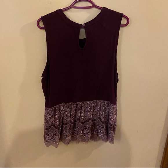 Ricki's Burgundy Lace Peplum Top - Picture 4 of 5